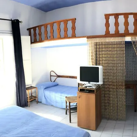 Visitponza - Palazzetto Azzurro Pensión