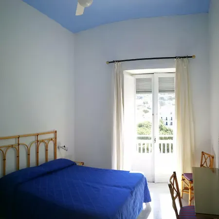Visitponza - Palazzetto Azzurro * Ponza