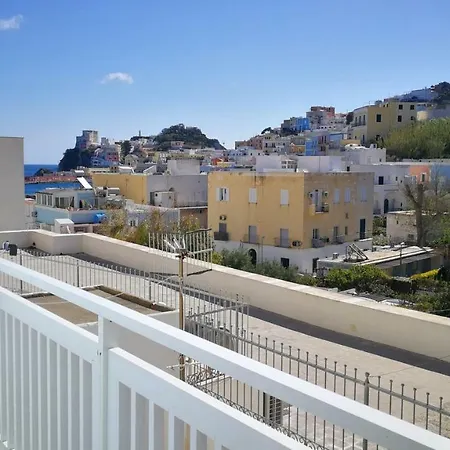 Visitponza - Palazzetto Azzurro Pensión Ponza